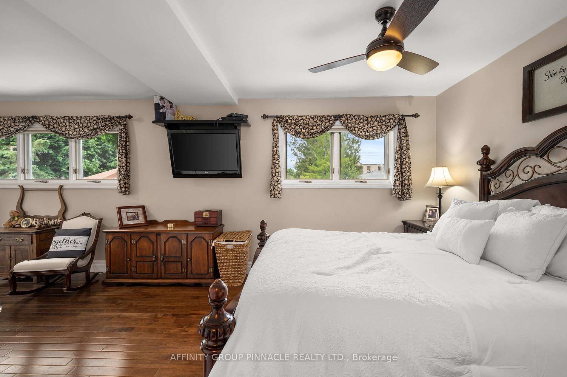 59 Oakley Park Sq
