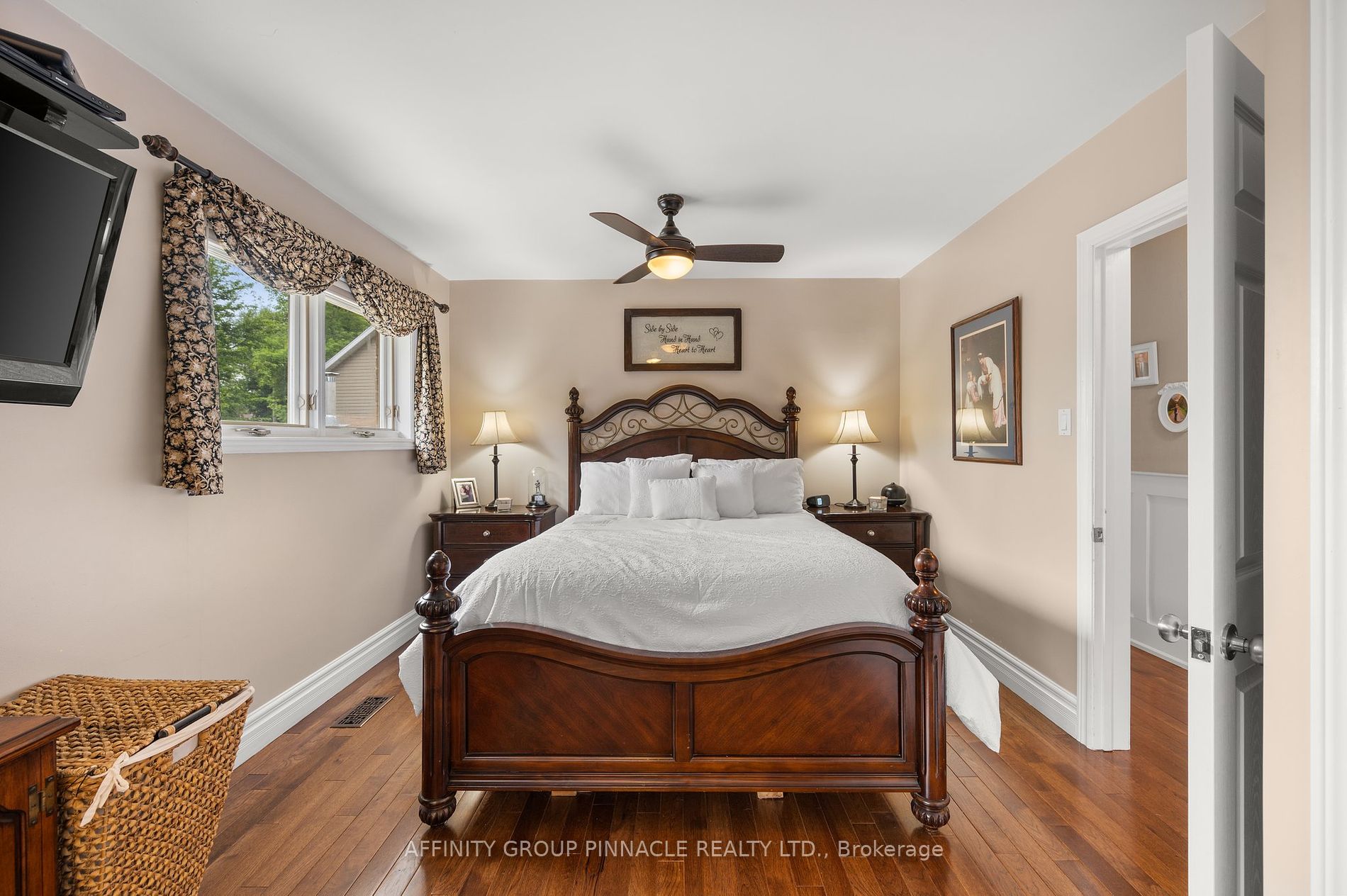 59 Oakley Park Sq