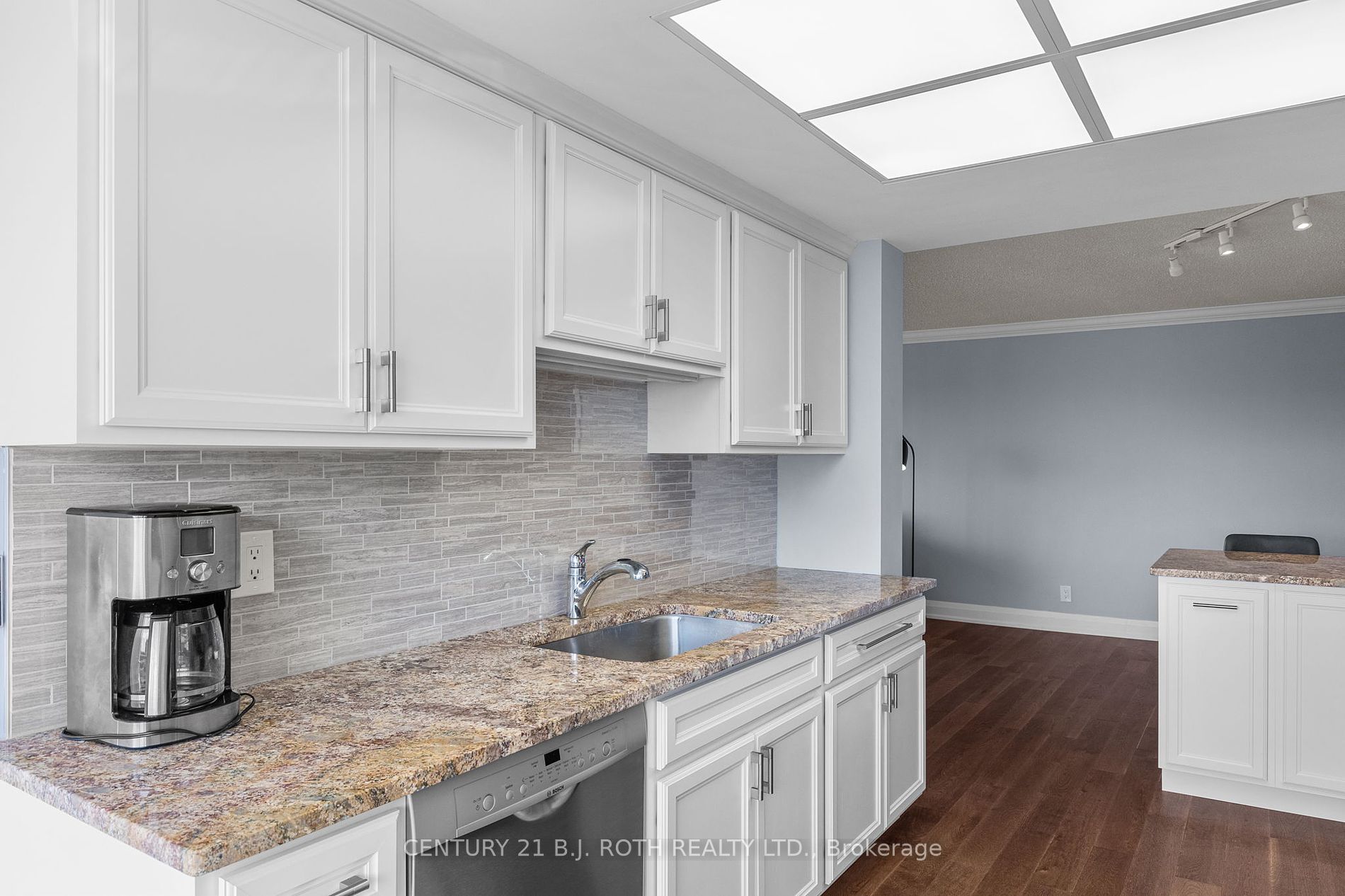 65 ELLEN Street, #808