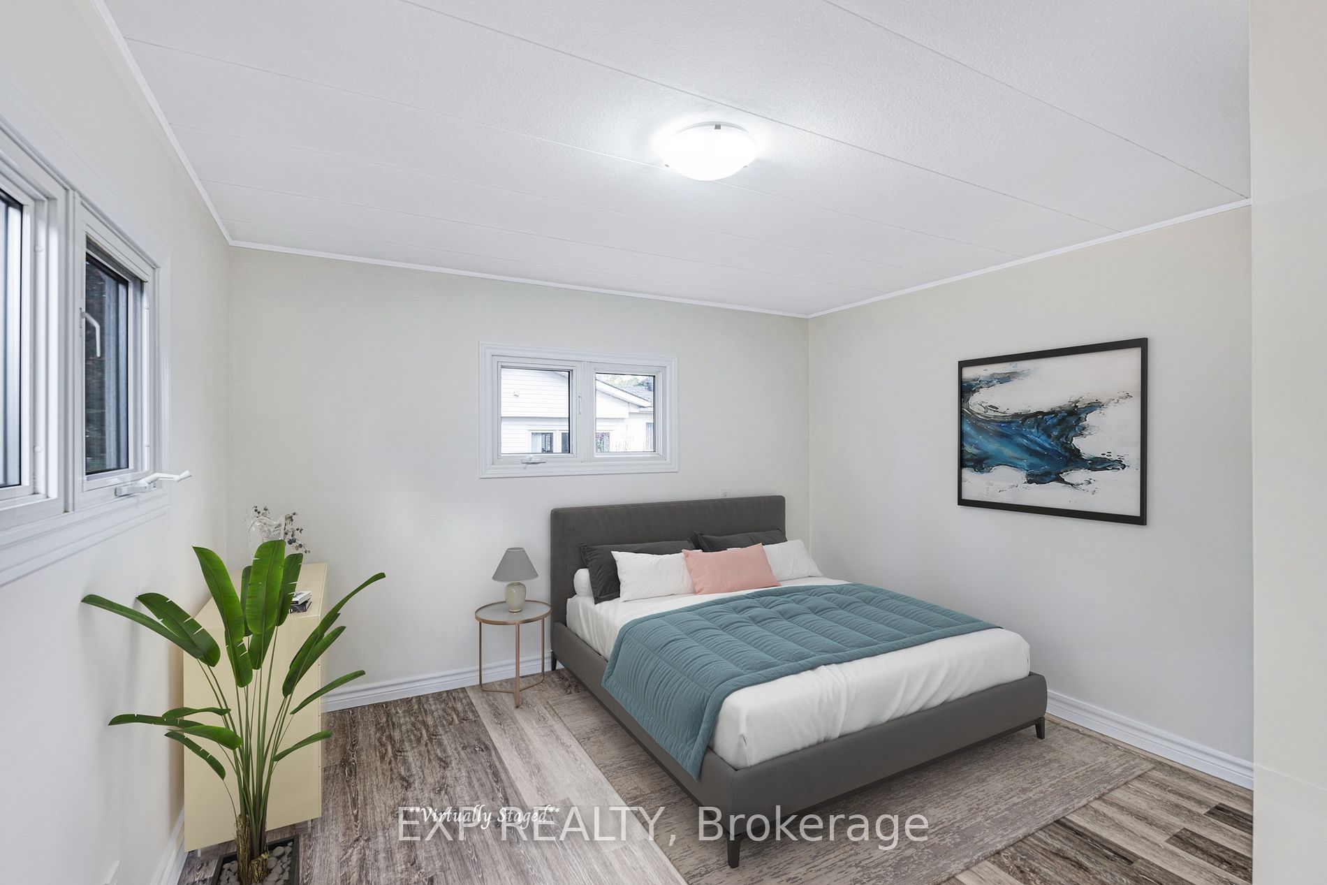 6 Carruthers Street S