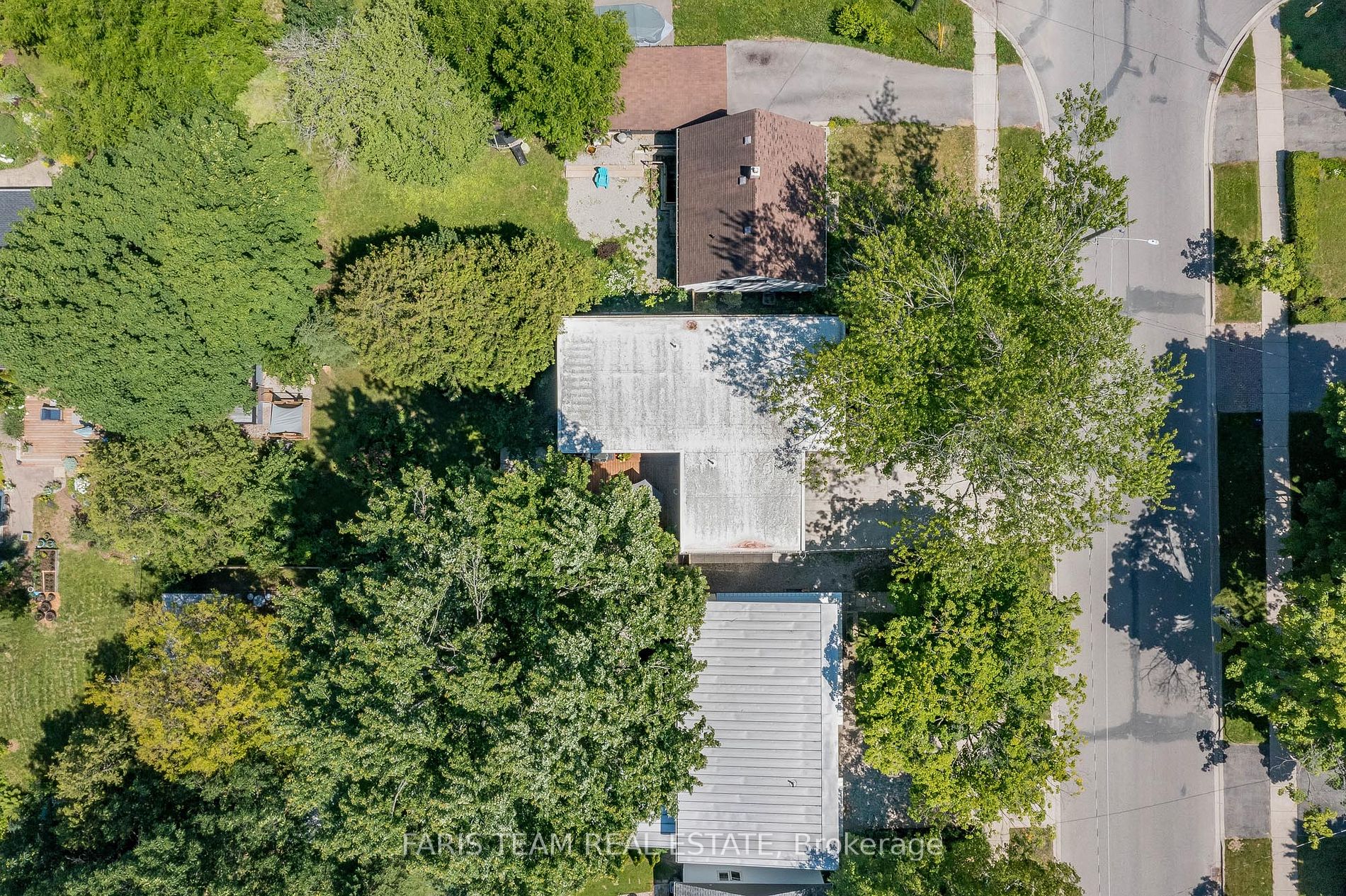 202 Napier St