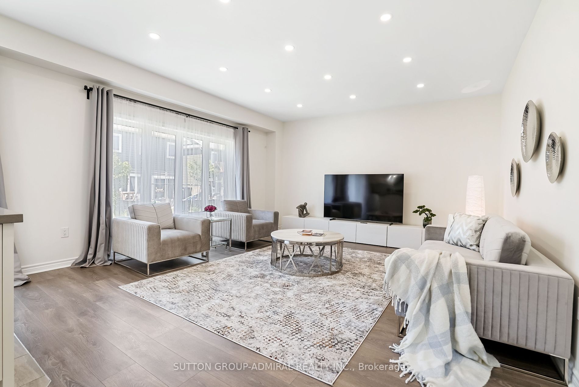 19 Bobolink Drive