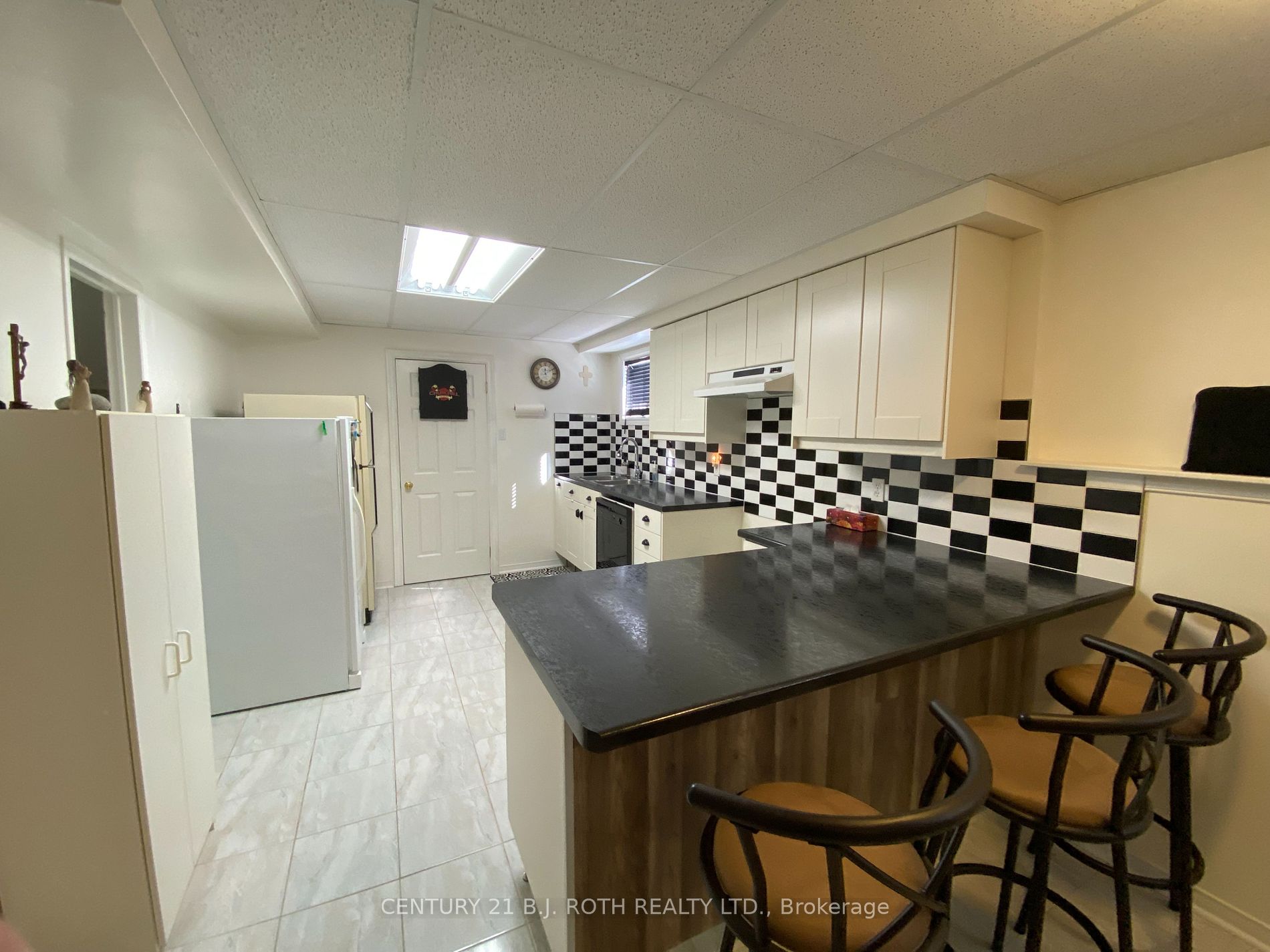 4 Campbell Avenue