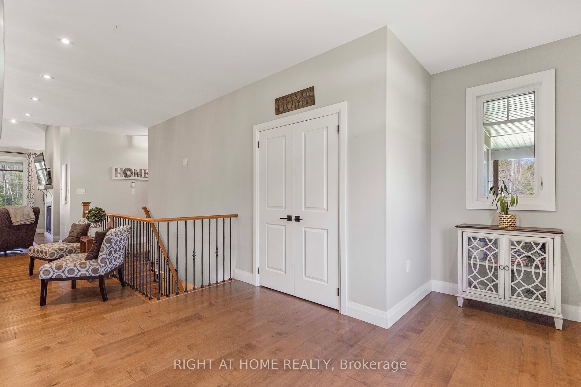 16 Whitetail Dr