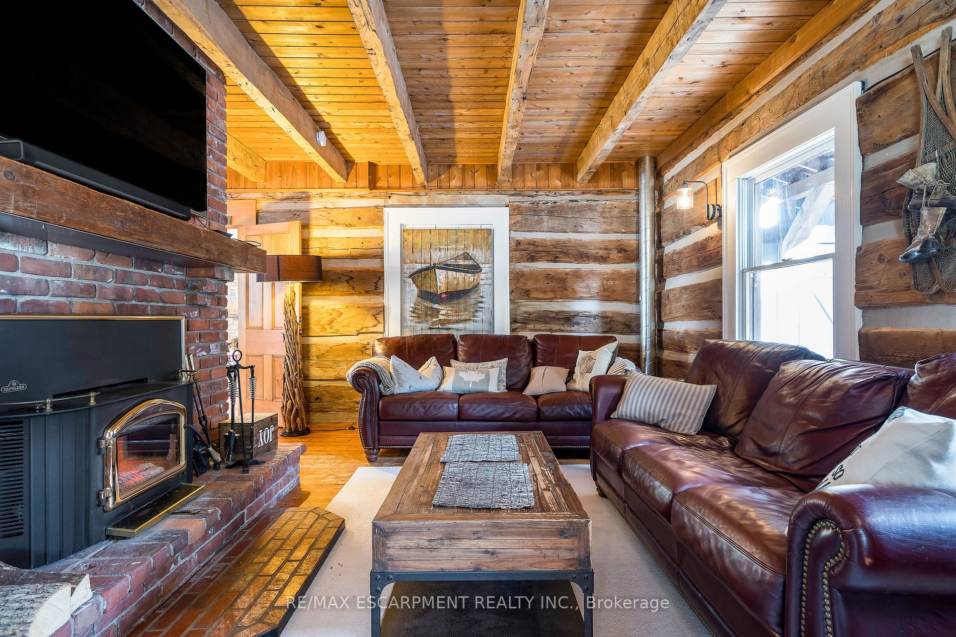 4 Buckingham Boulevard