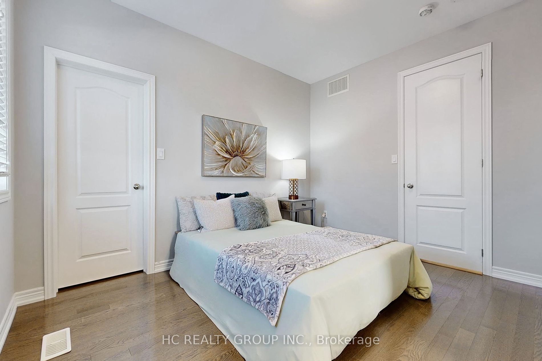 56 Redmond Cres