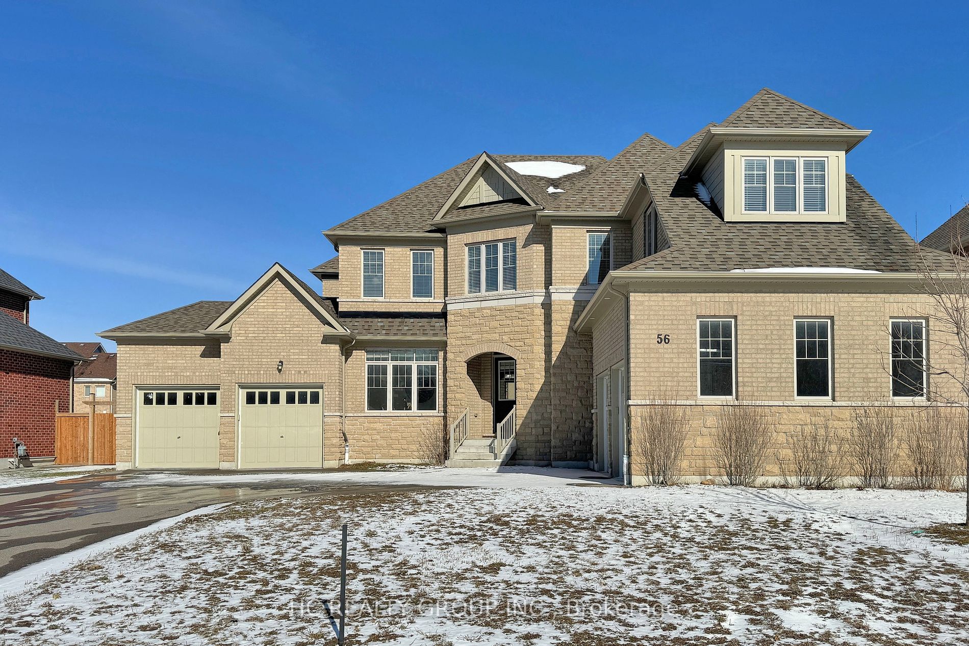 56 Redmond Cres