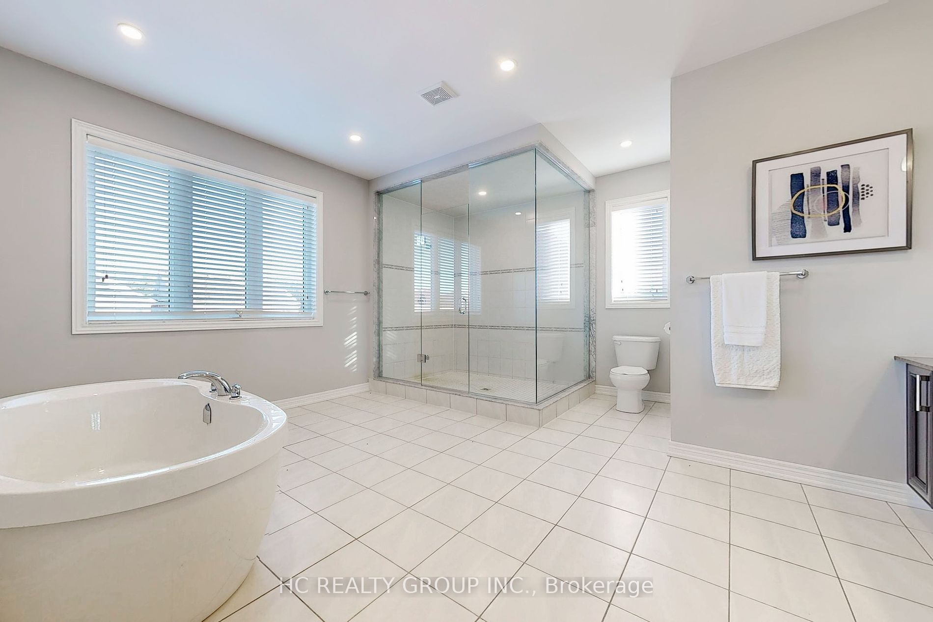 56 Redmond Cres