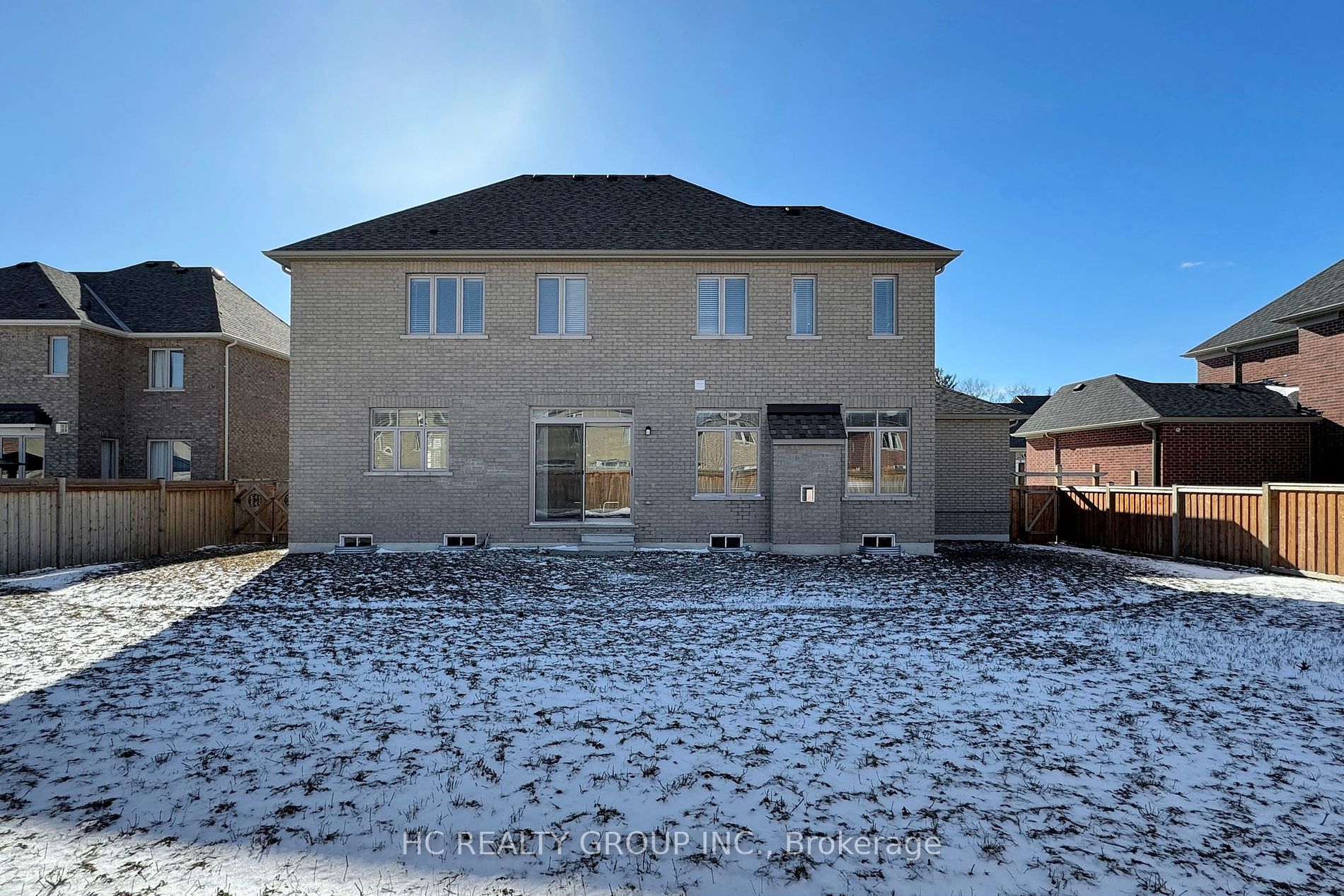 56 Redmond Cres
