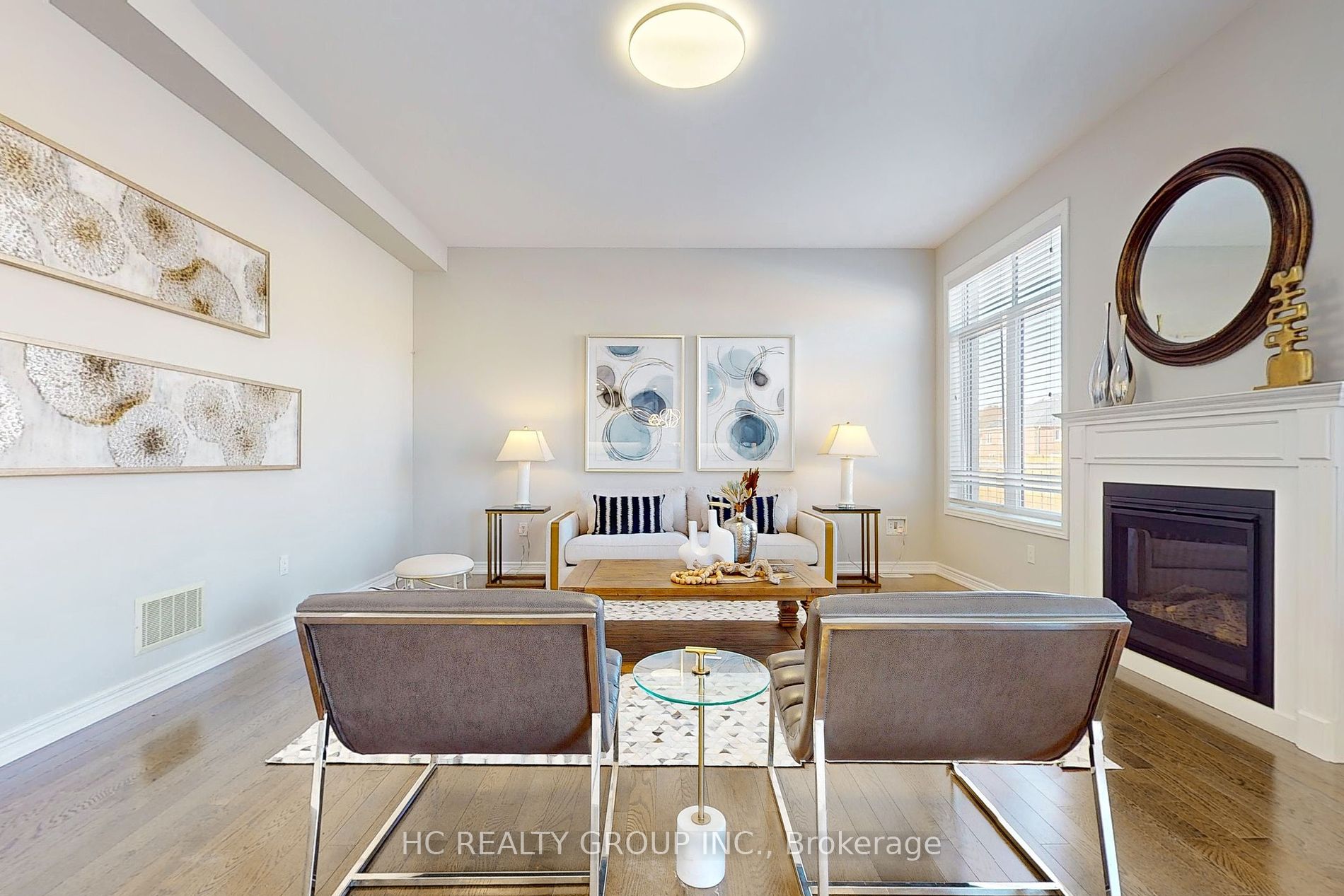 56 Redmond Cres