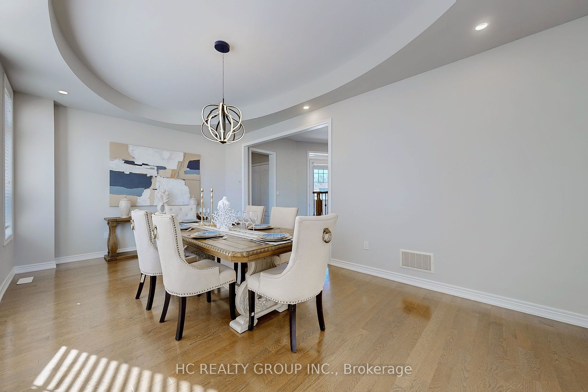 56 Redmond Cres