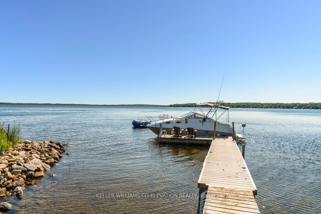 10 & 11 METHODIST Island