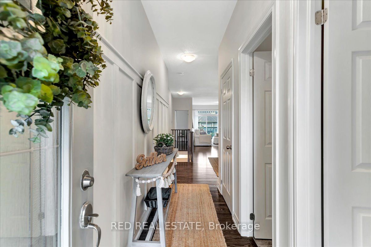 35 Canterbury Circle