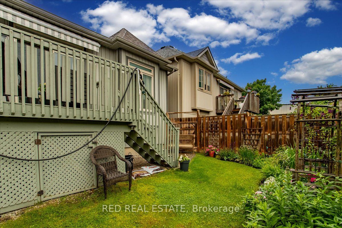 35 Canterbury Circle
