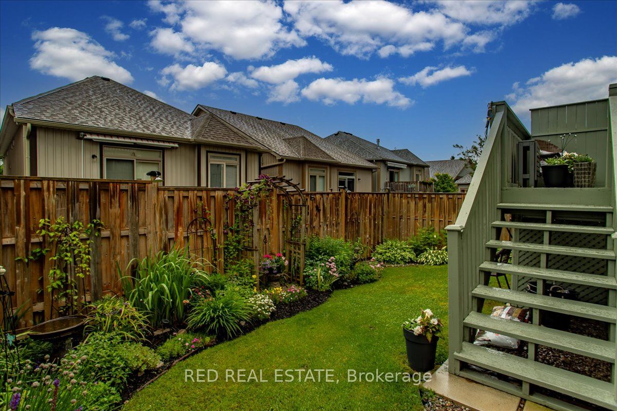 35 Canterbury Circle