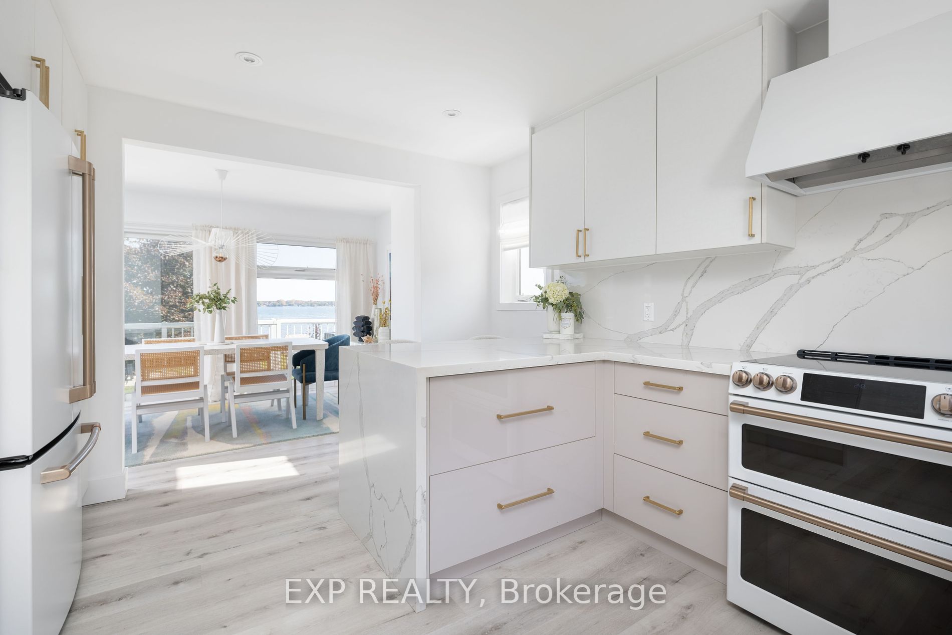 363 Macisaac Dr