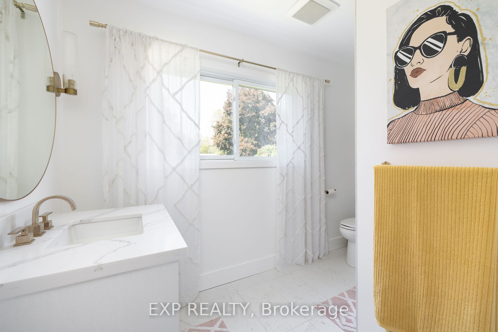 363 Macisaac Dr