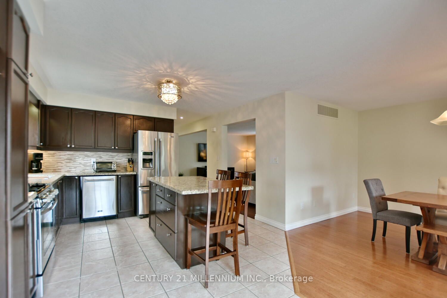 4 Alyssa Dr