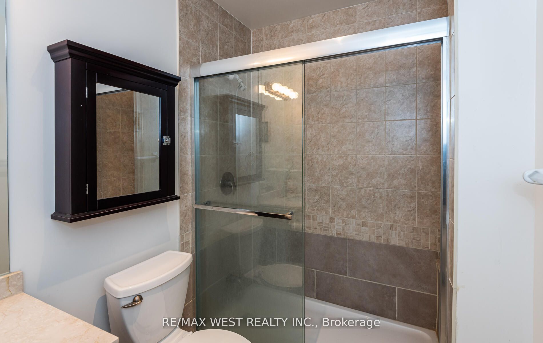 354 Atherley Rd, #313