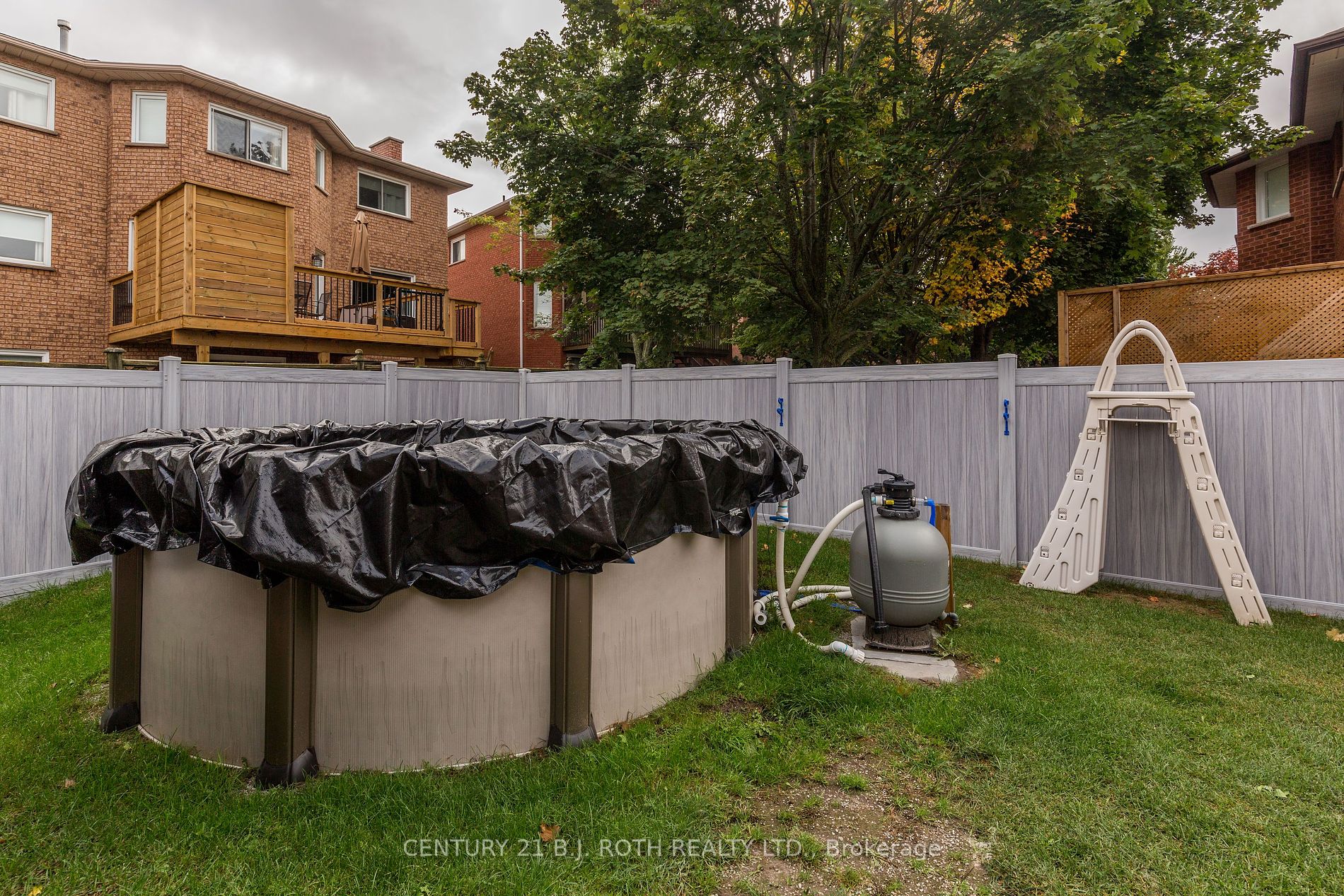 82 Johnson St