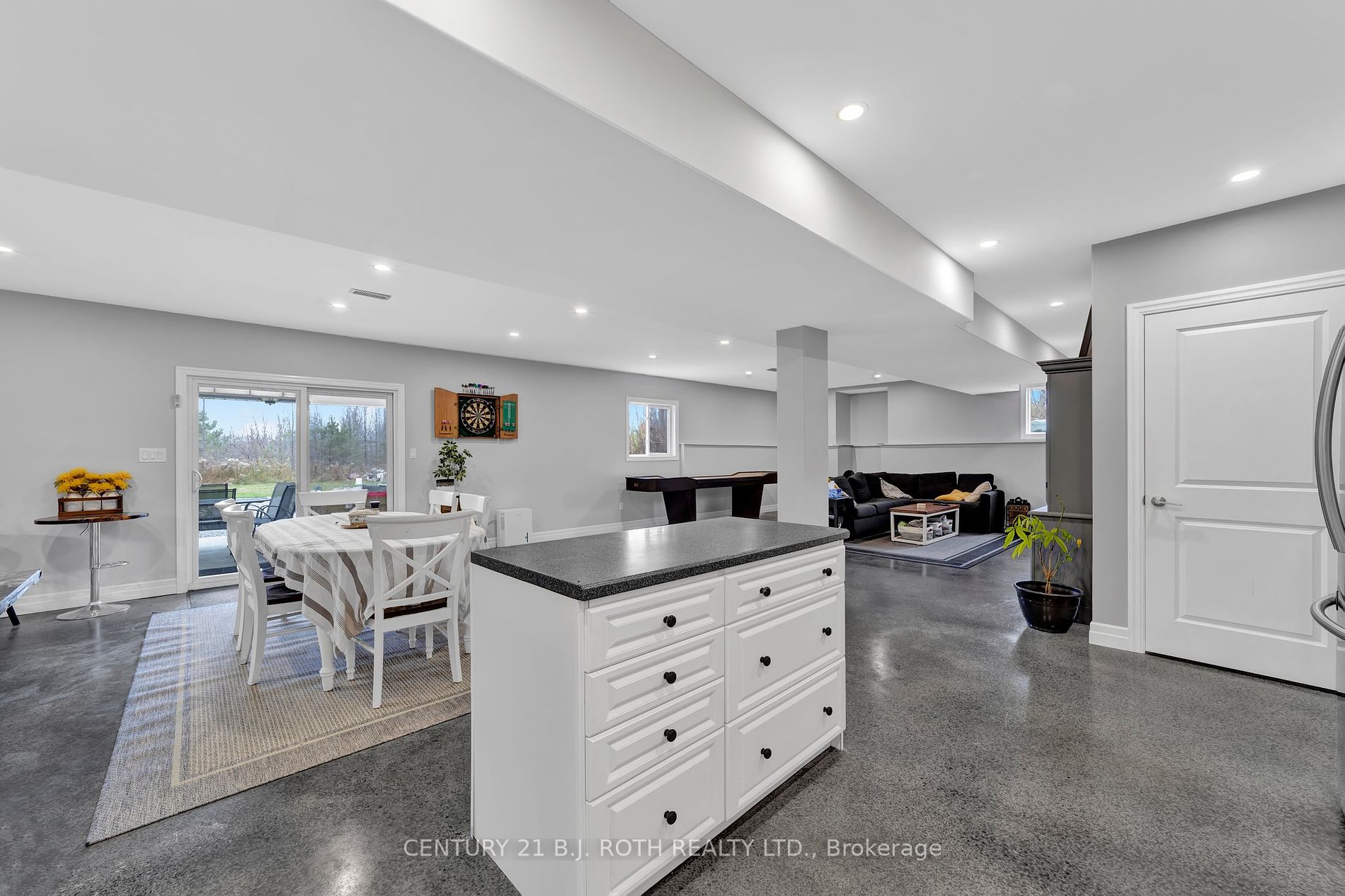 2775 Triple Bay Rd
