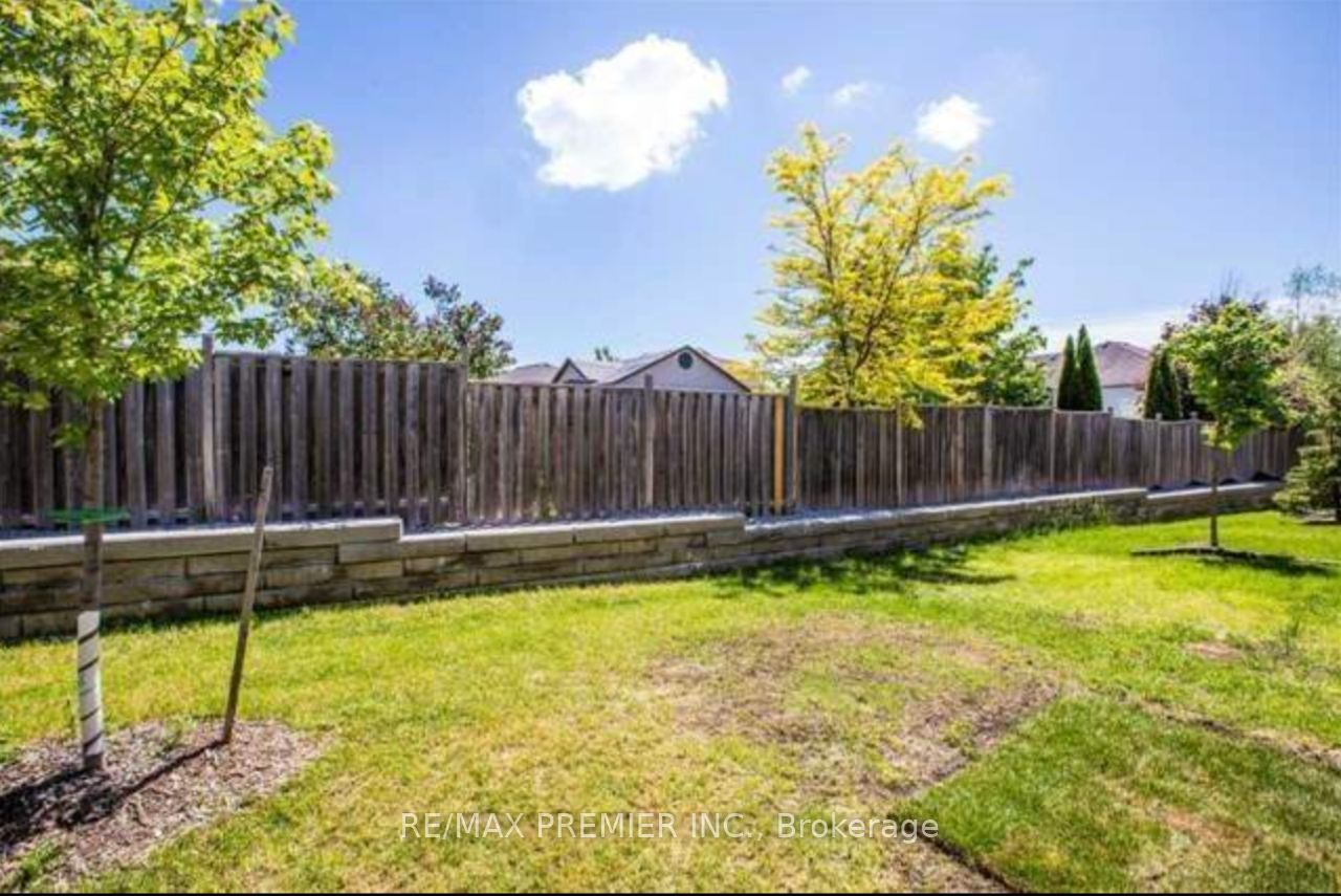 75 Prince William Way #6