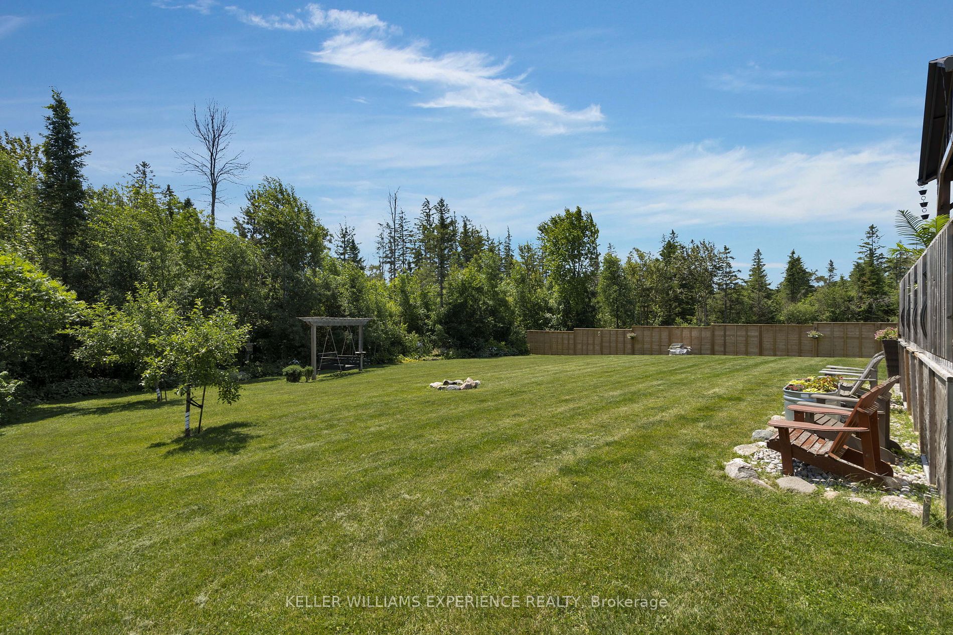 41 Heatherwood Dr