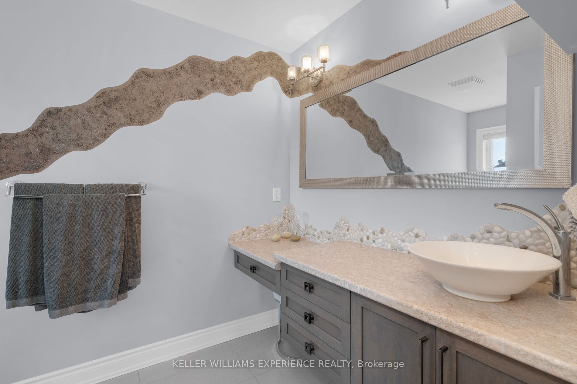 41 Heatherwood Dr