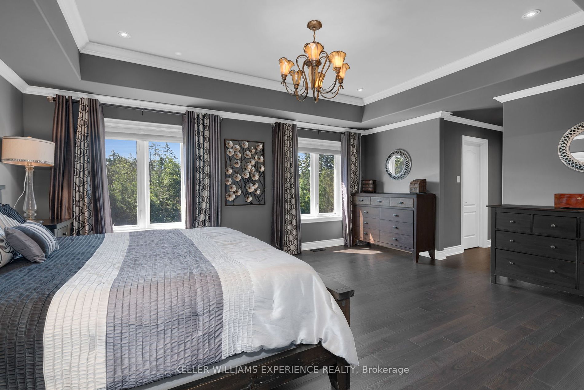 41 Heatherwood Dr