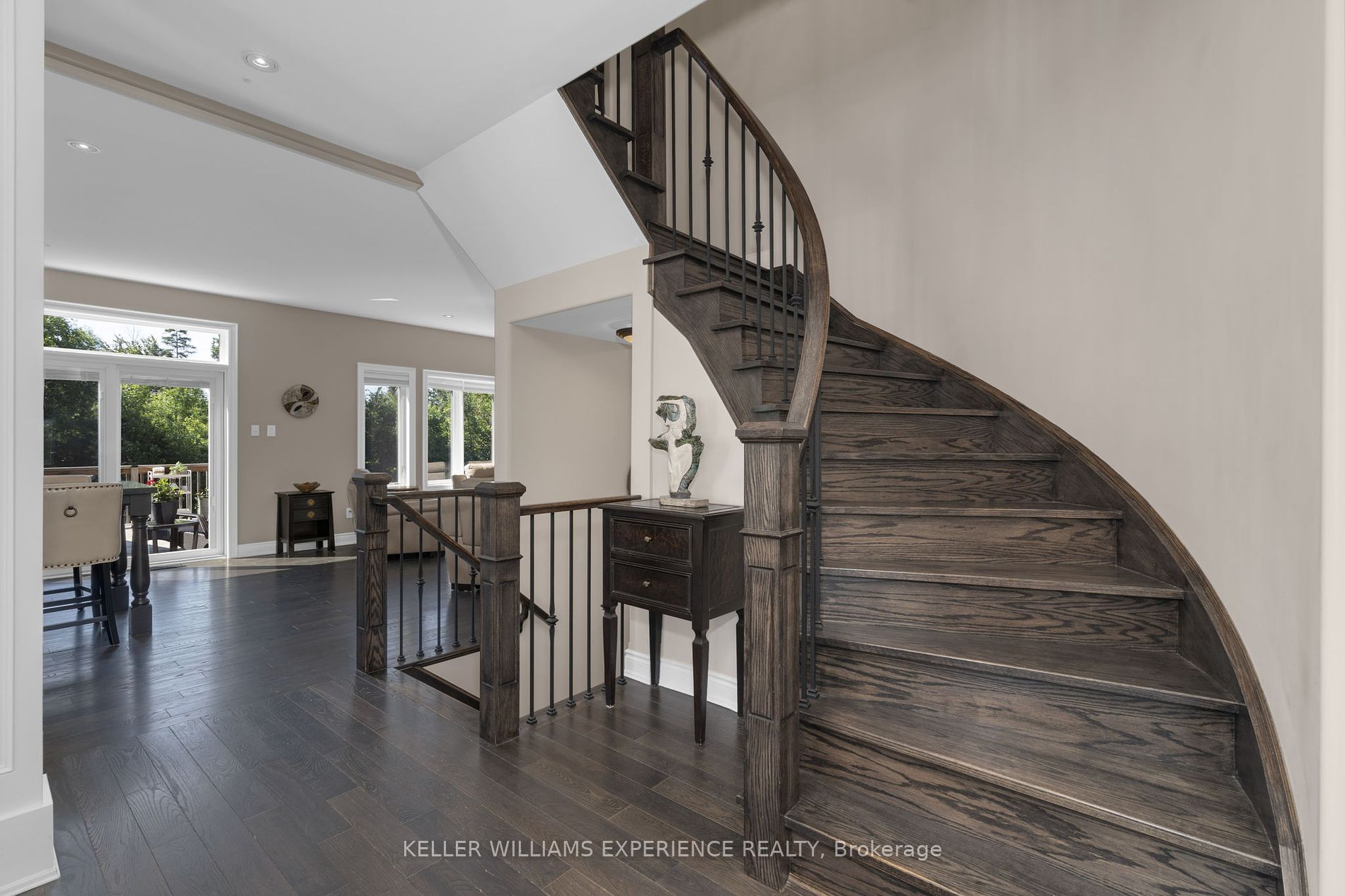41 Heatherwood Dr