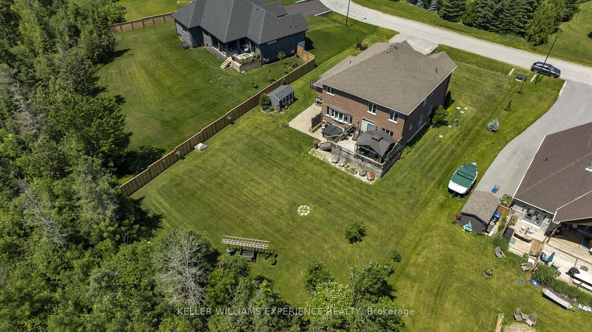 41 Heatherwood Dr