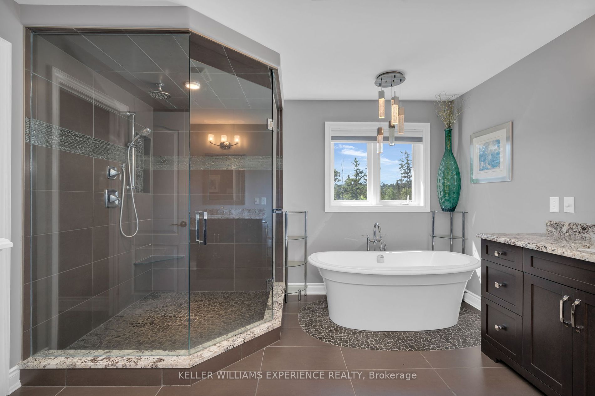 41 Heatherwood Dr