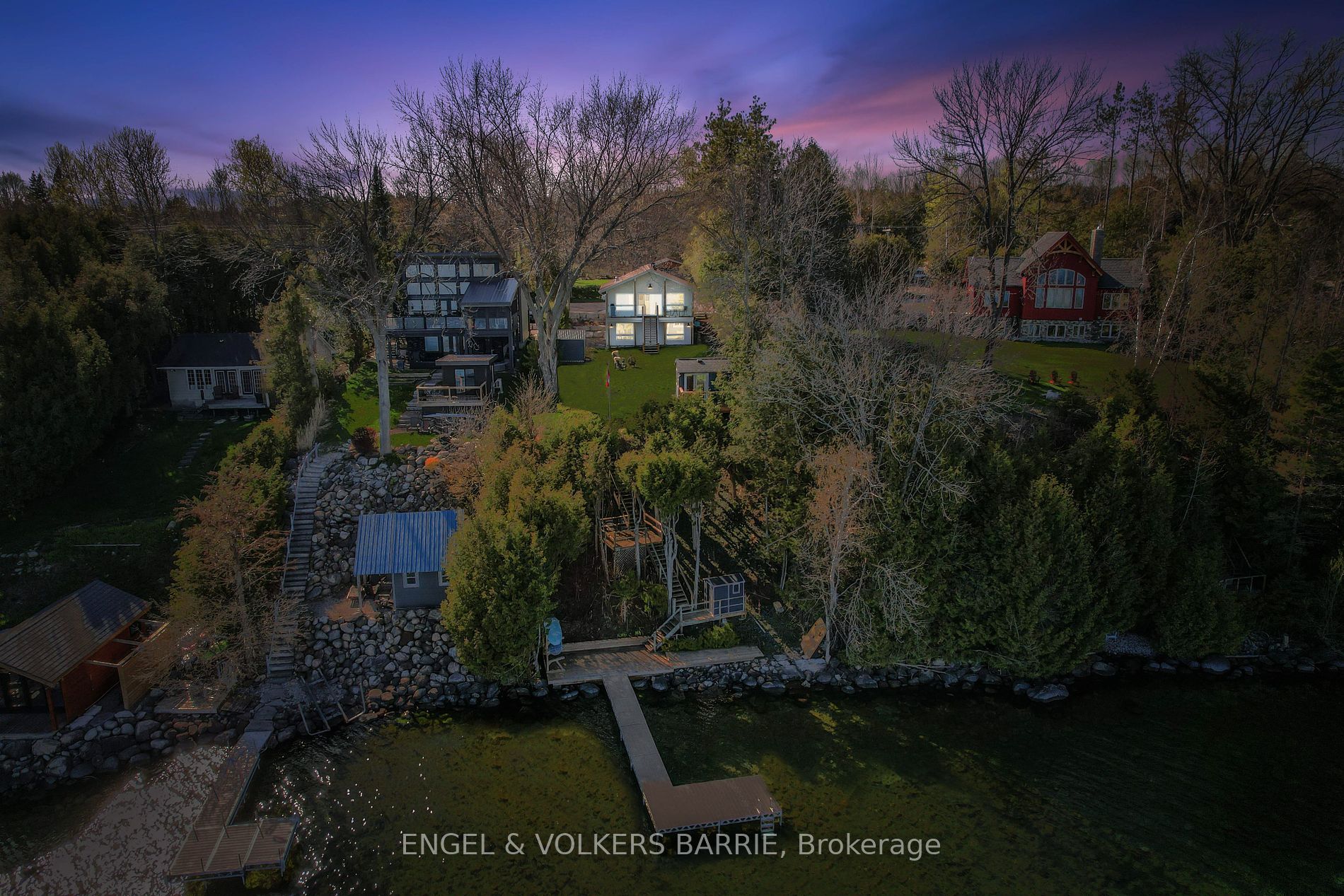 2371 Lakeshore Road E