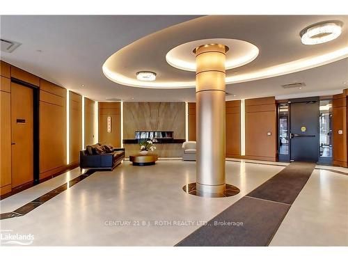 1 HUME Street, #220