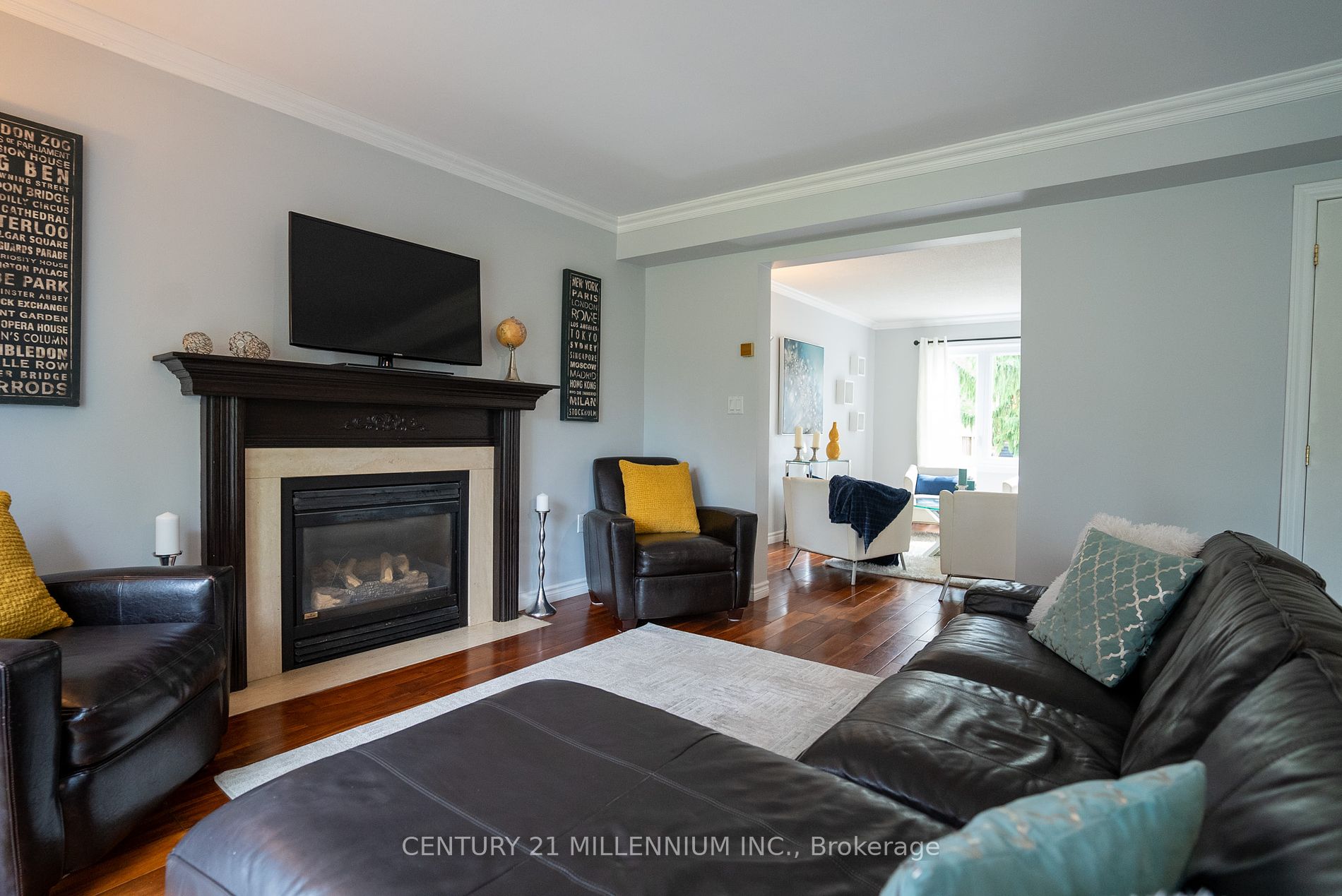 9 Whitehorn Crescent