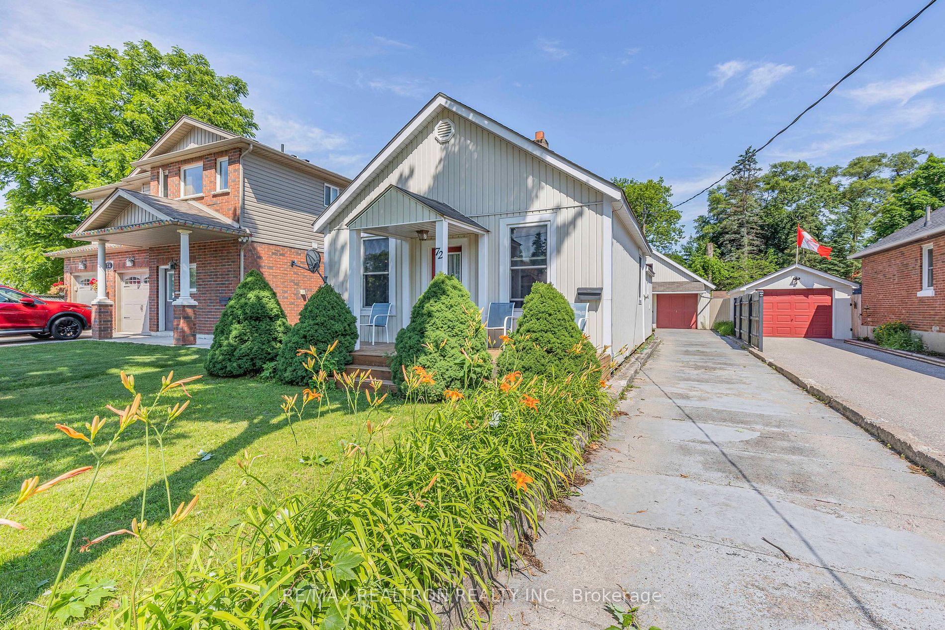 72 Henry St