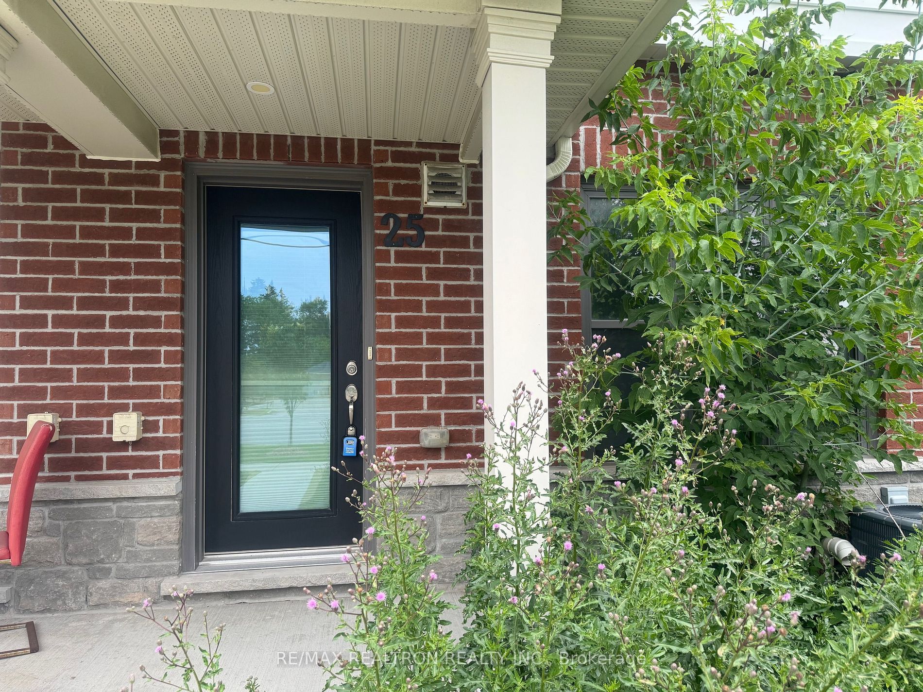 1 Leggott Avenue, #25