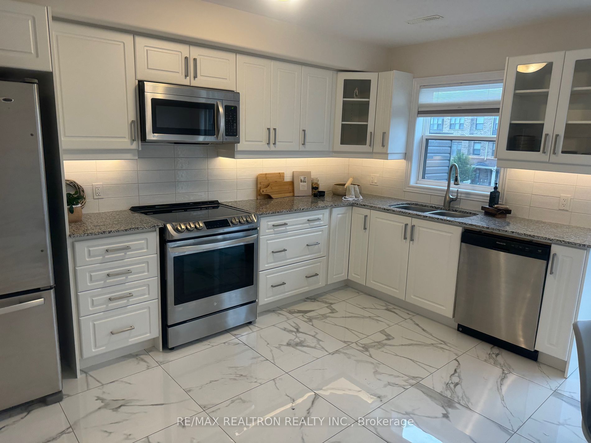 1 Leggott Avenue, #25
