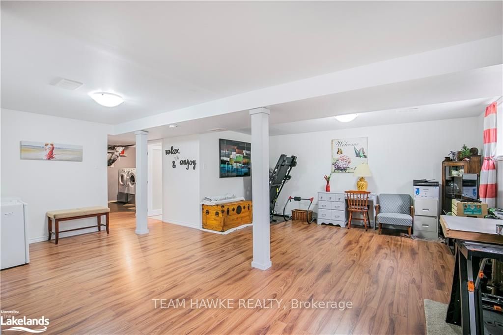 22 Laurier Boulevard