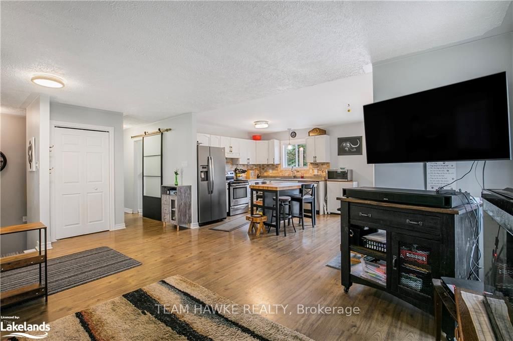 22 Laurier Boulevard