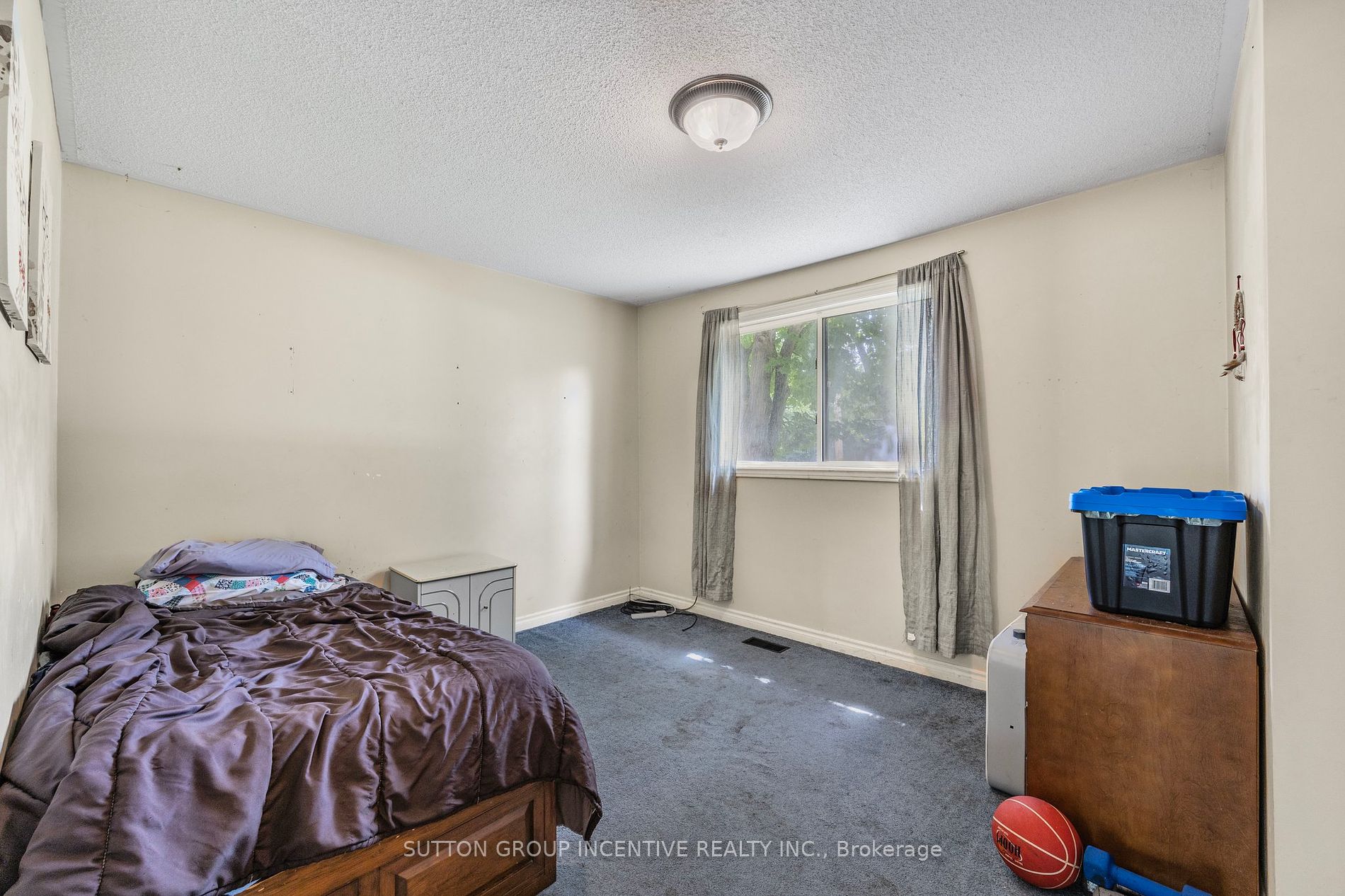 1213 Bayfield Street N