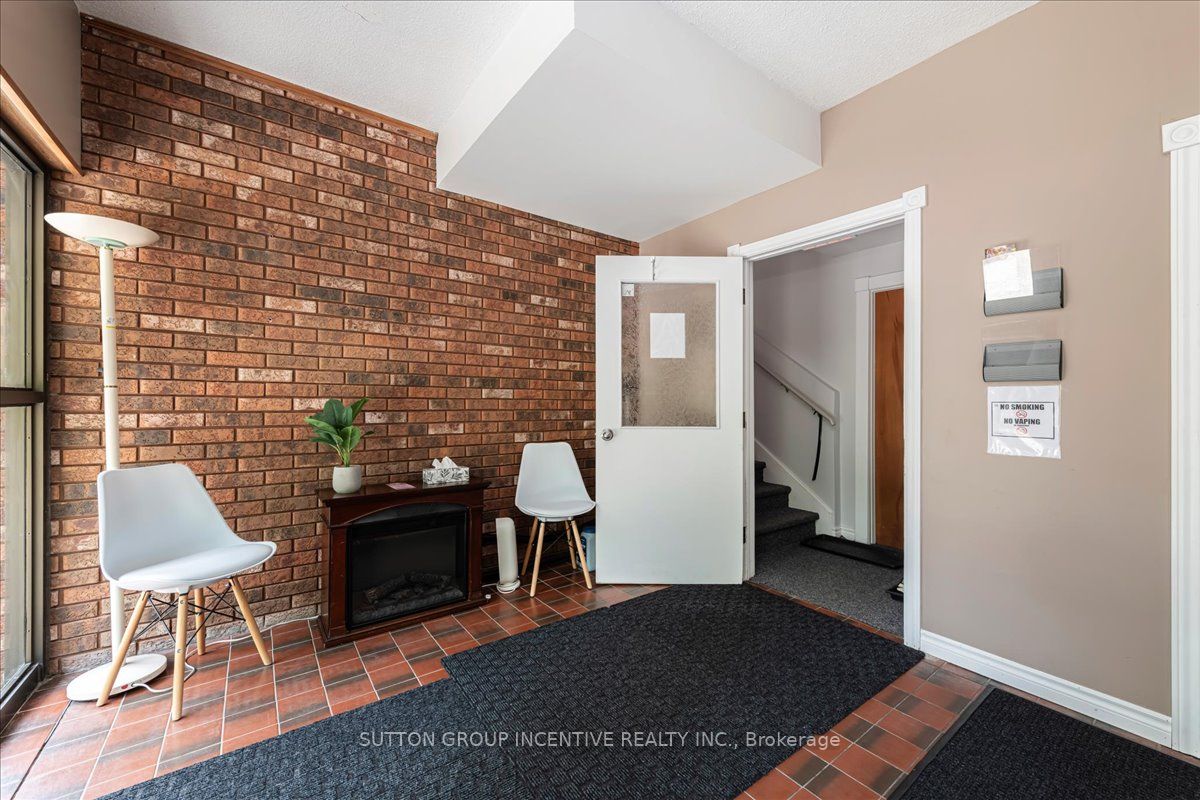 30 SPENCE Ave, #2