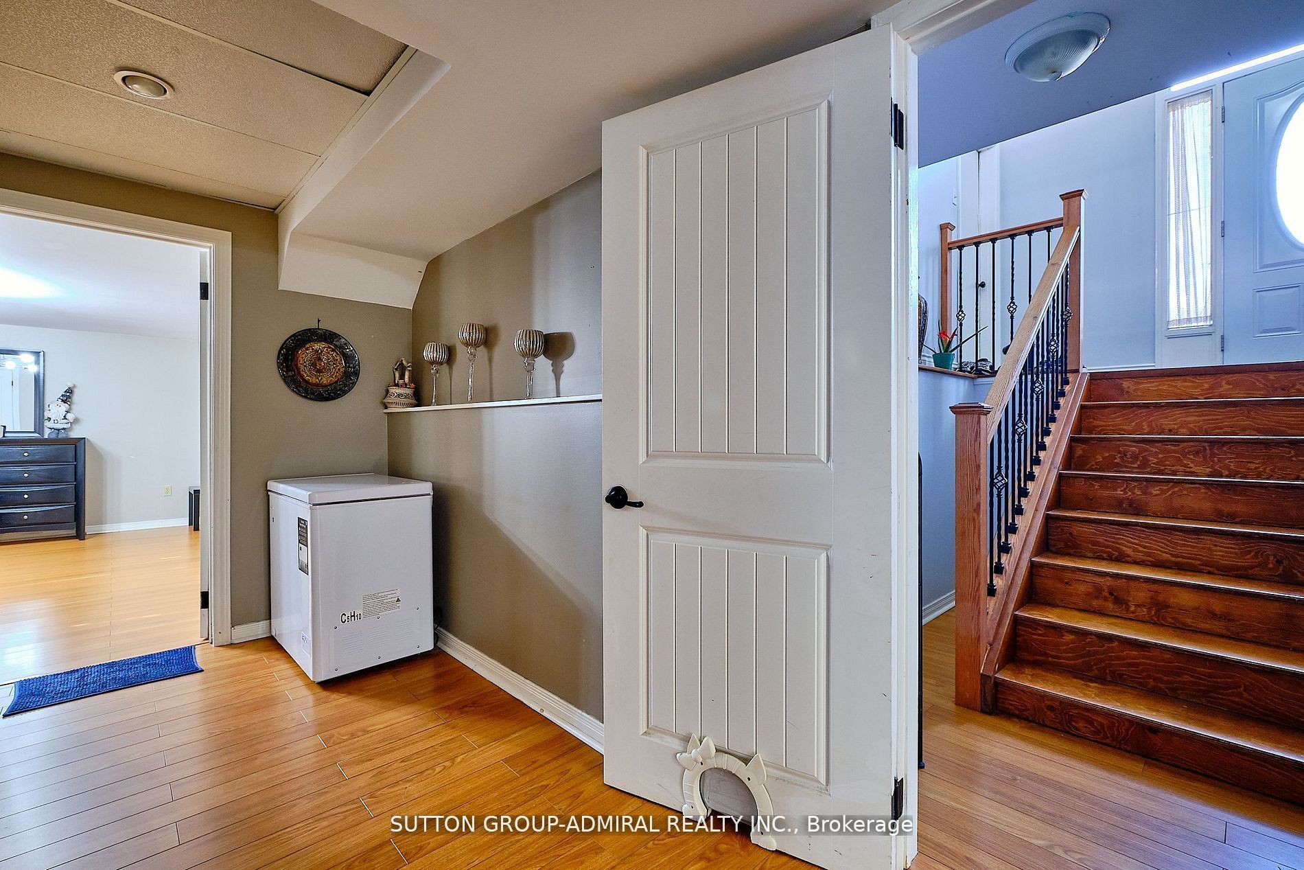 20 Wasaga Sands Drive