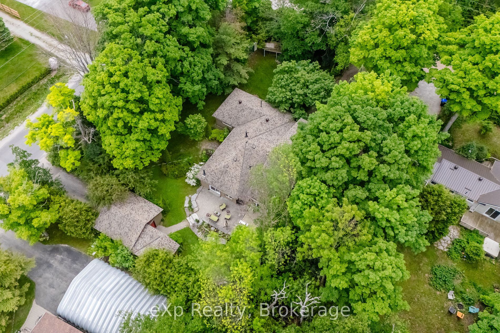 2148 Champlain Road