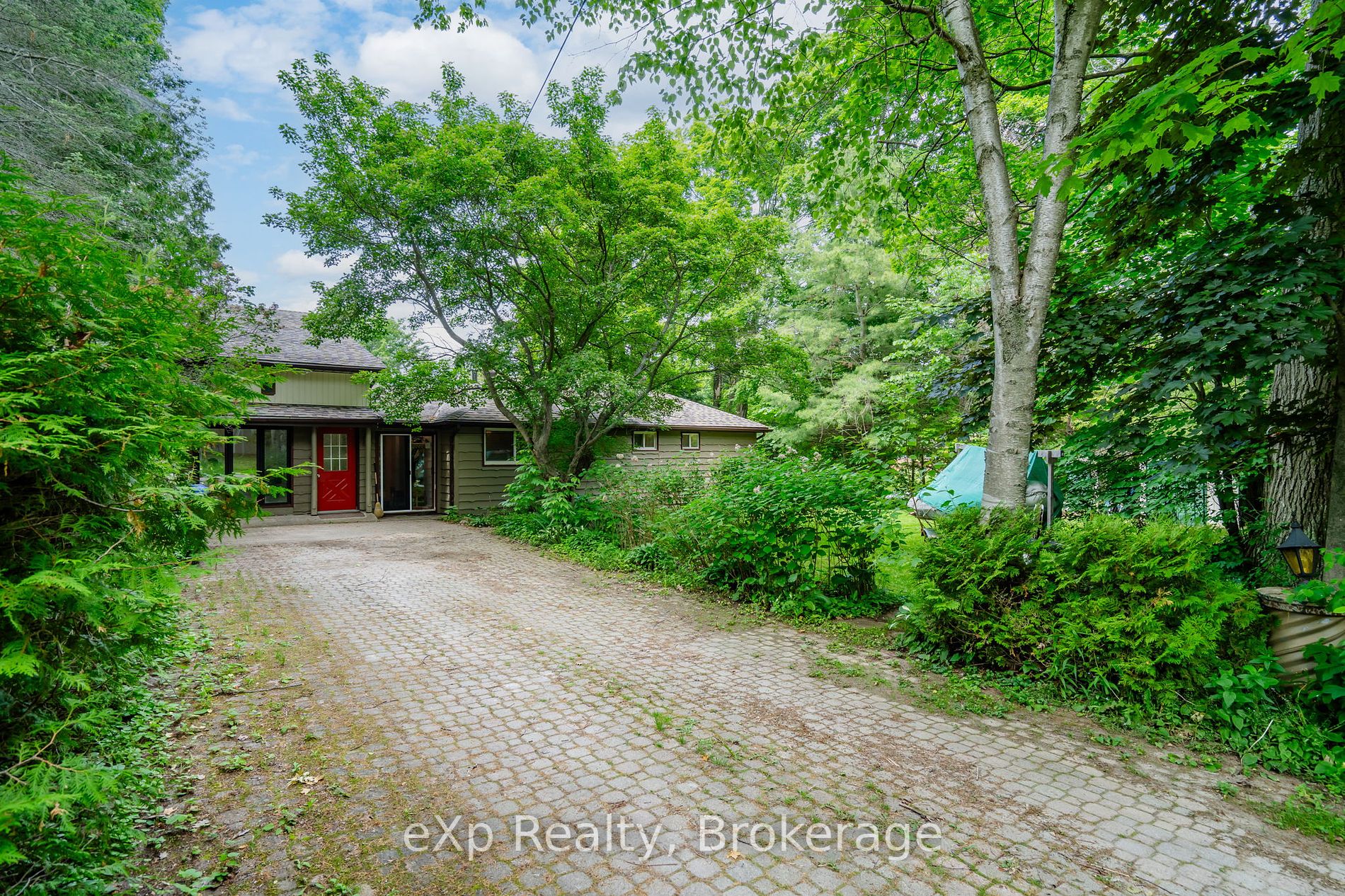 2148 Champlain Road
