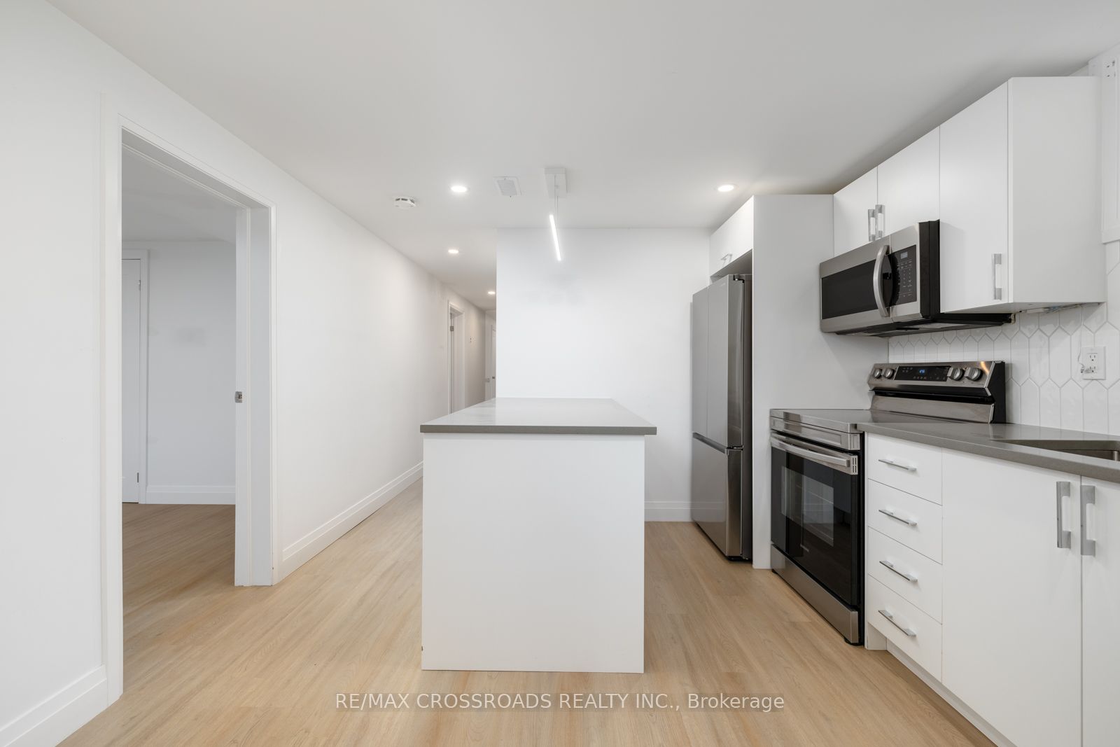 36 Queen St