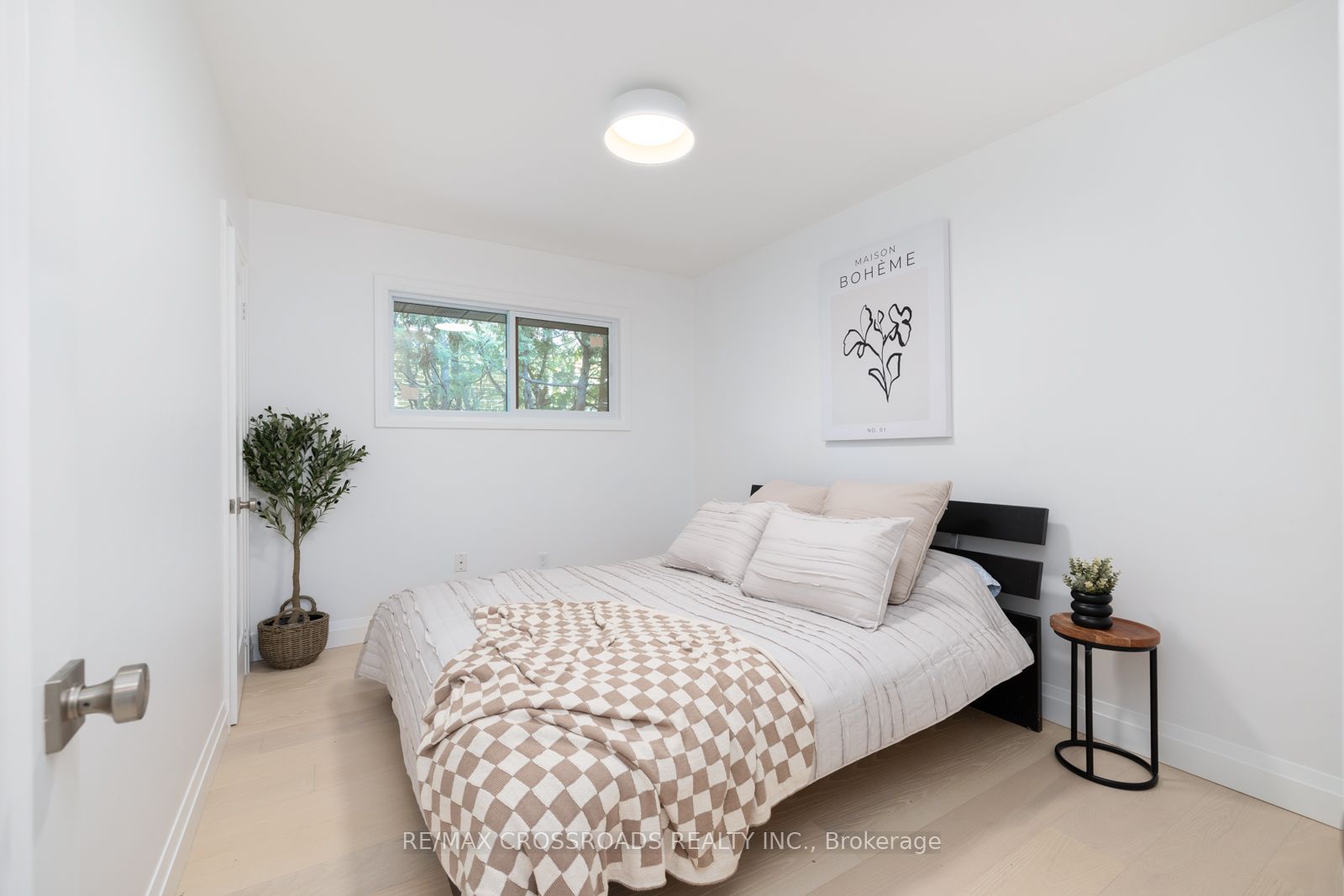 36 Queen St