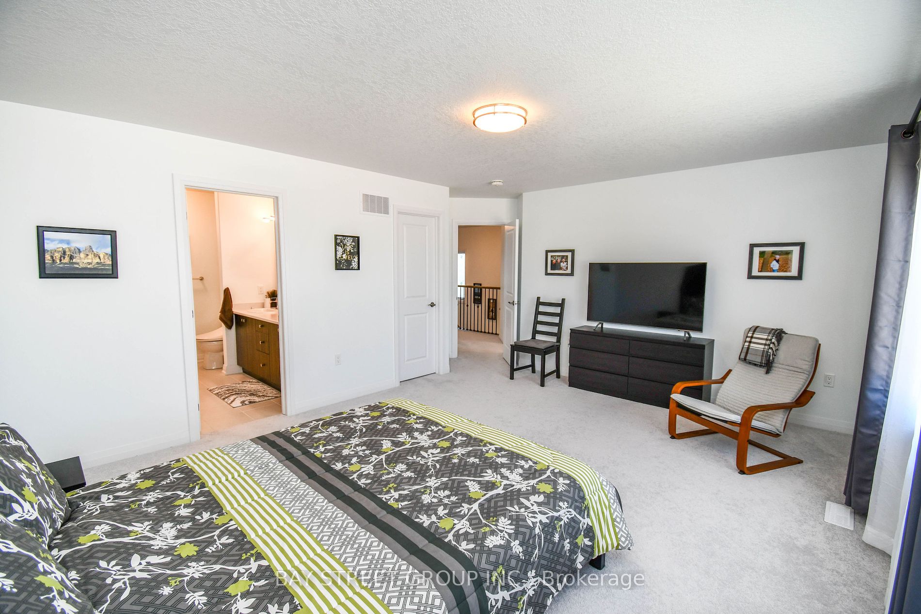 9 Copperhill Heights
