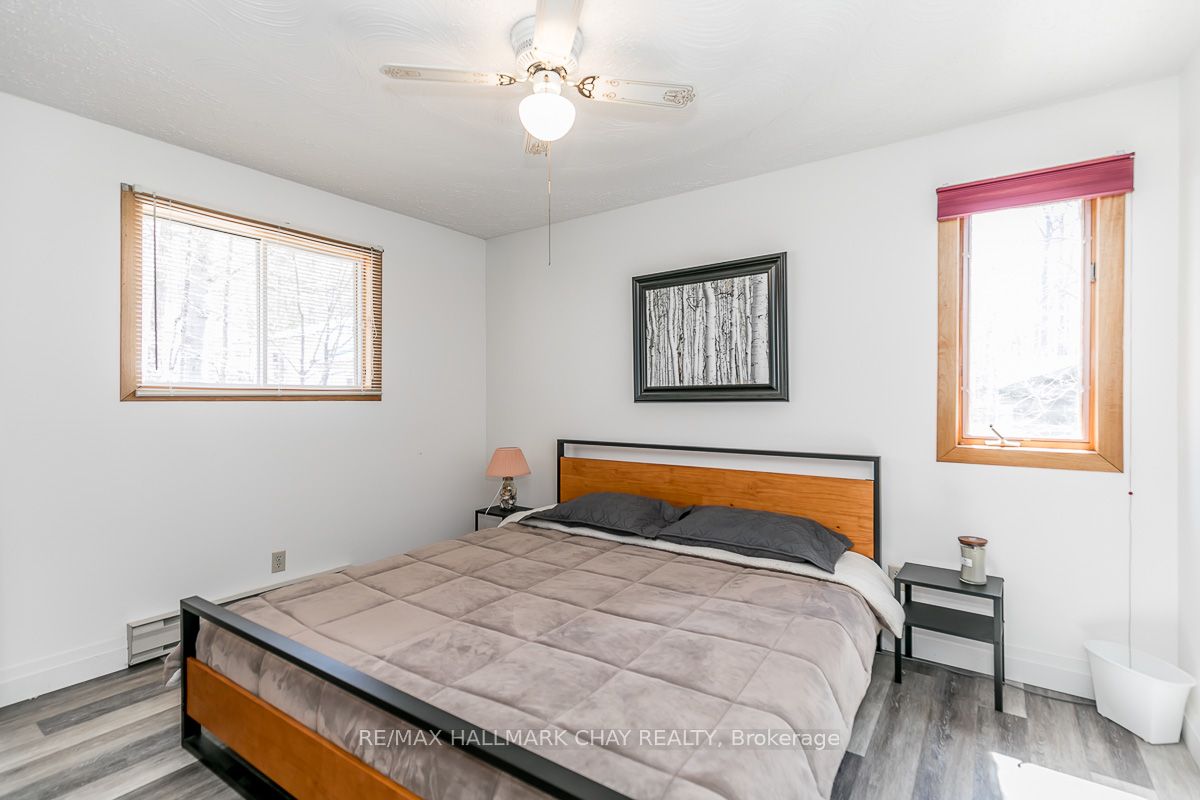 176 Farlain Lake Road E