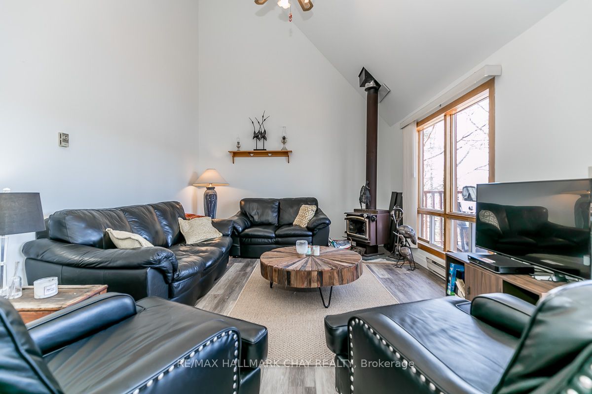 176 Farlain Lake Road E